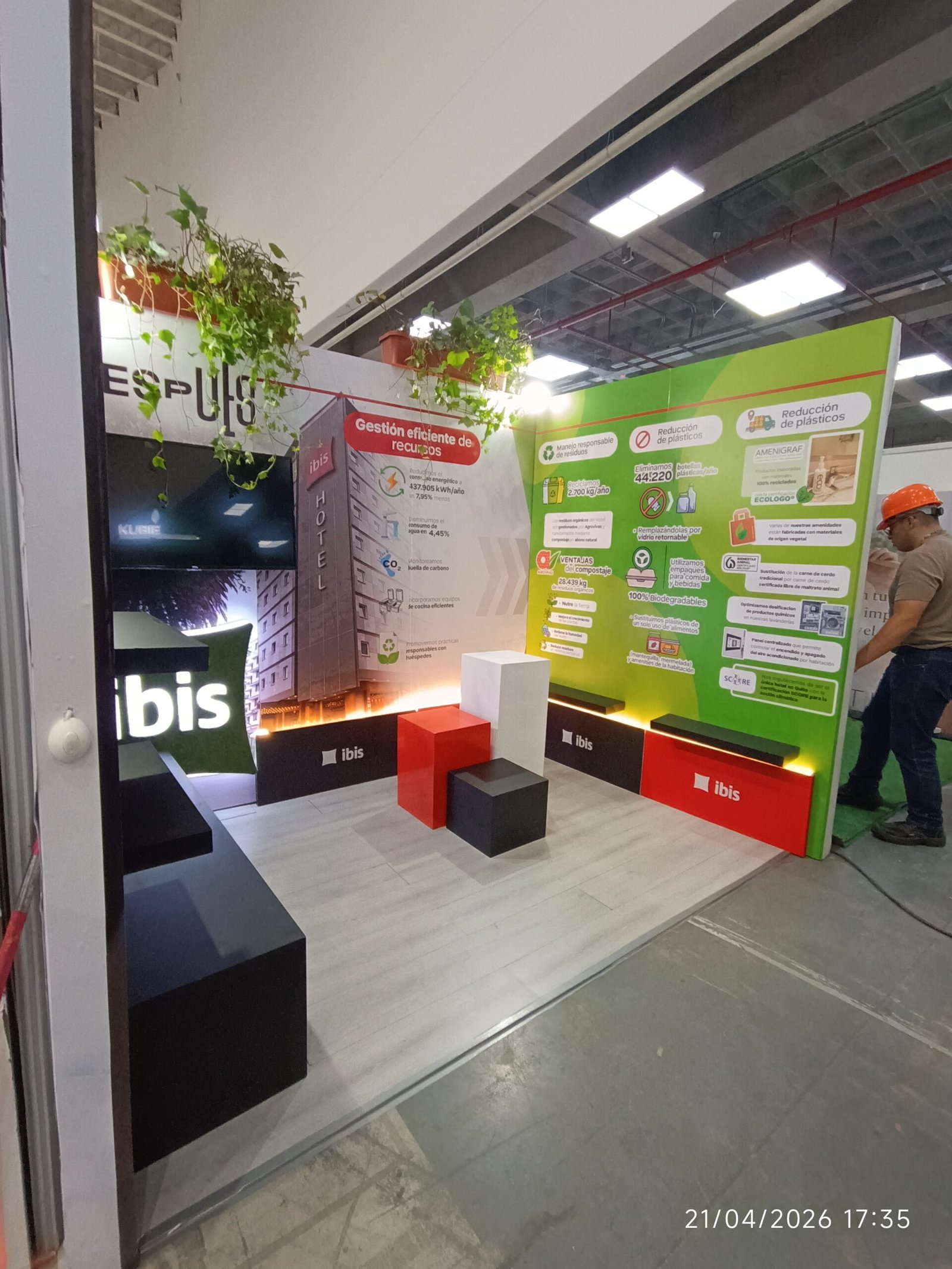 Producción y montaje de stand Trazo 3D